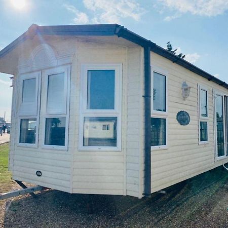 Luxury 2 Bedroom 2 Bathroom Caravan-Small Sofa 1 Pers Saint Osyth Esterno foto