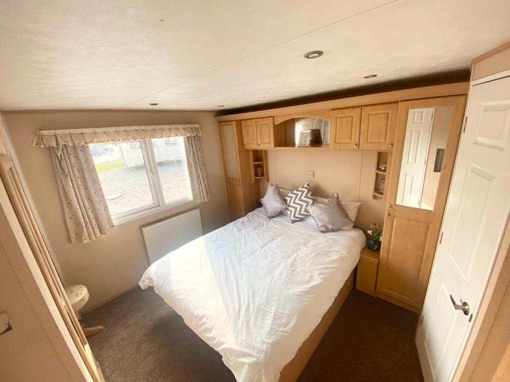 Luxury 2 Bedroom 2 Bathroom Caravan-Small Sofa 1 Pers Saint Osyth Esterno foto