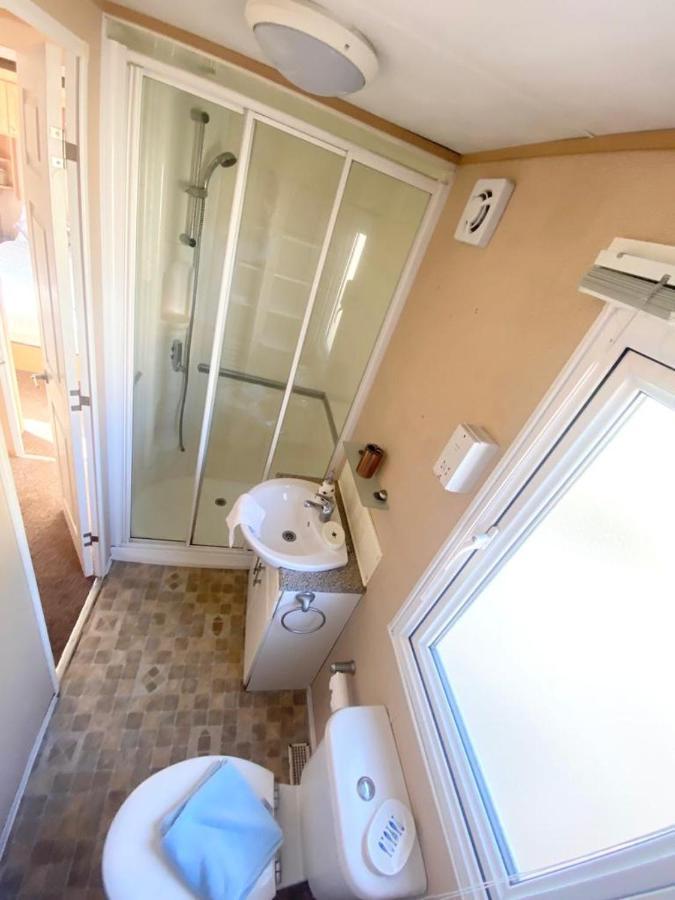 Luxury 2 Bedroom 2 Bathroom Caravan-Small Sofa 1 Pers Saint Osyth Esterno foto